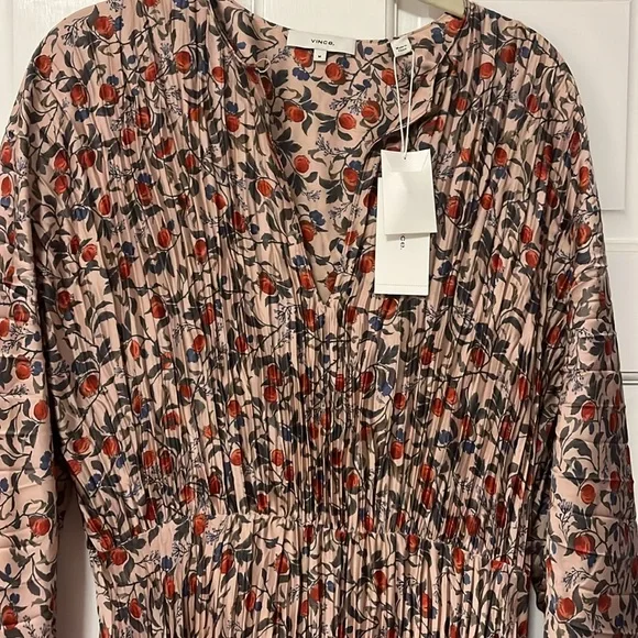 NWT Vince Pleated Maxi Dress - Size M - Picture 12 of 12